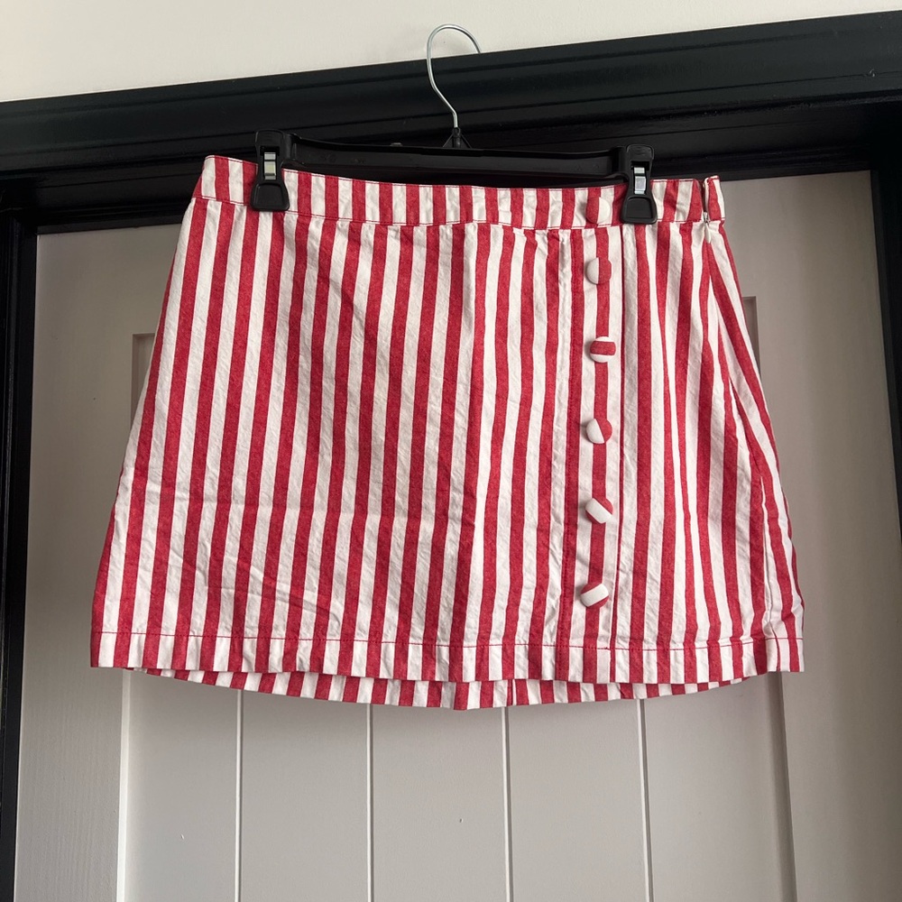Red and white pinstripes skirt, fits like a medium